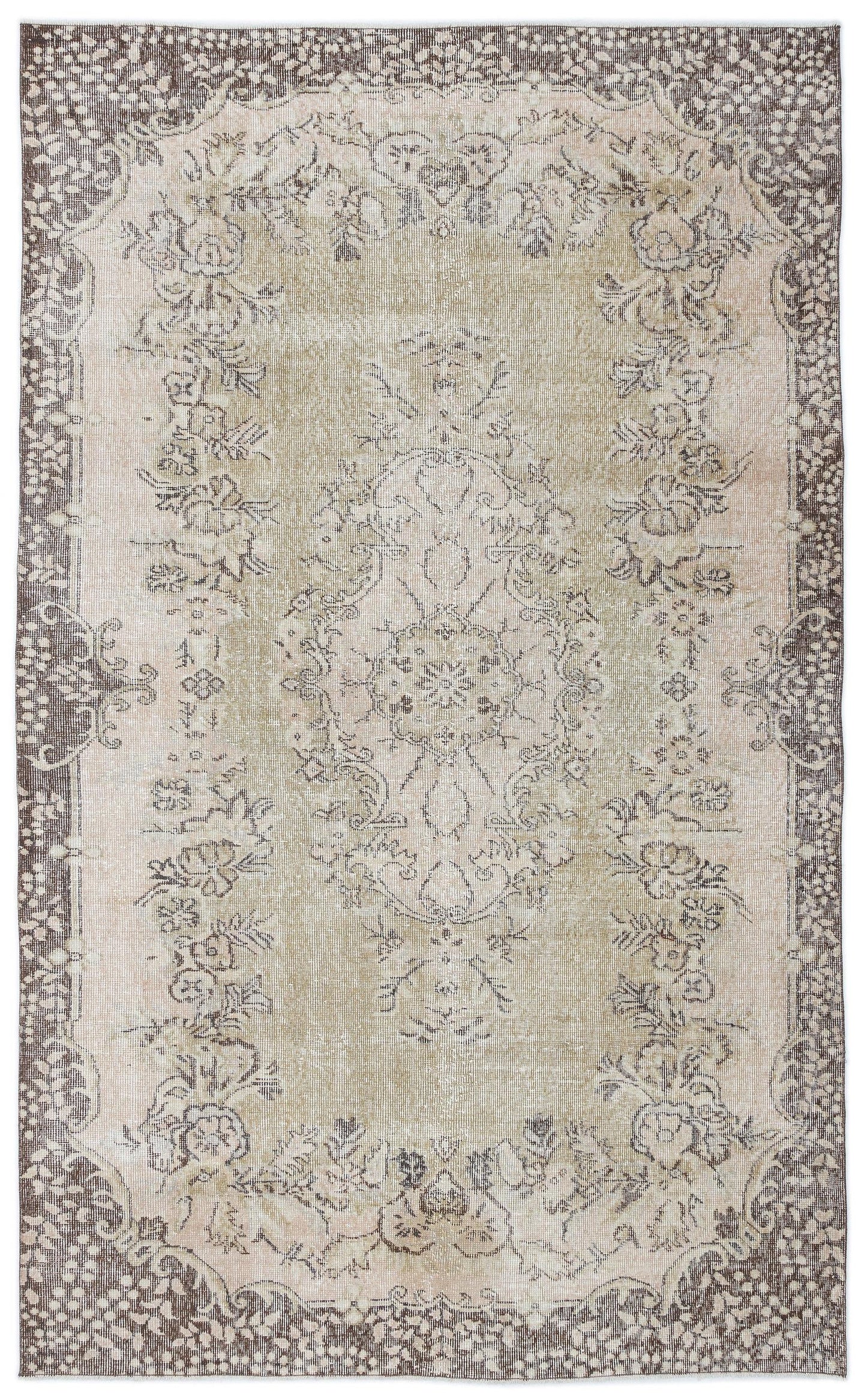 Biatena - Vintage Medallion Rug - 5'8 X 9'2