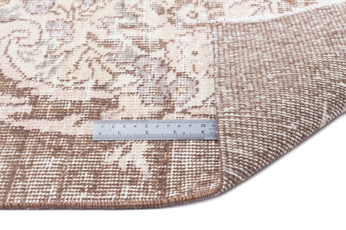 Load image 1 in gallery view. Kugea - Vintage Medallion Rug - 6'0 X 8'5