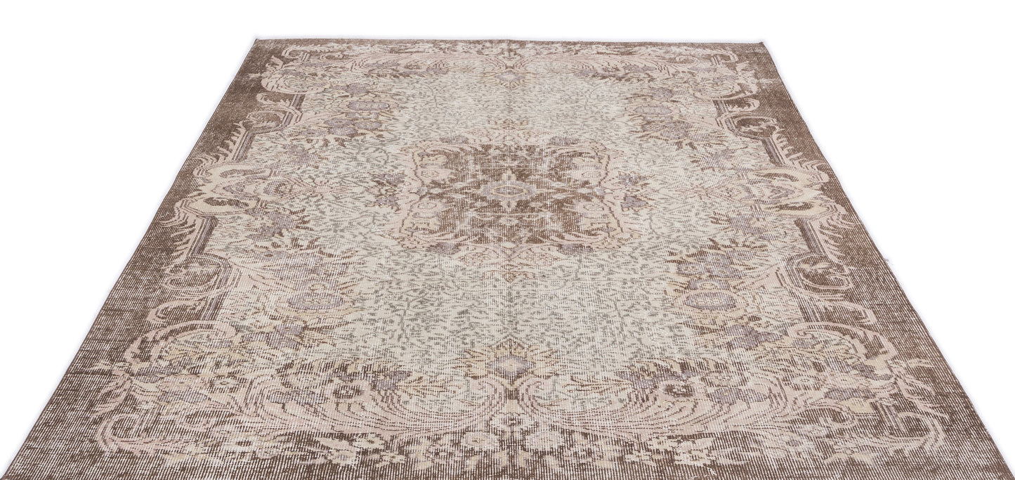 Kugea - Vintage Medallion Rug - 6'0 X 8'5