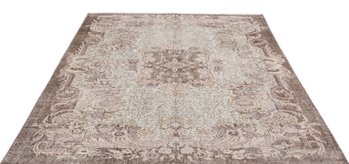 Load image 1 in gallery view. Kugea - Vintage Medallion Rug - 6'0 X 8'5