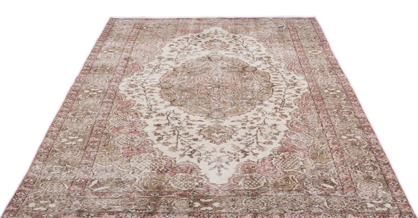 Kezaex - Vintage Medallion Rug - 5'9 X 9'2