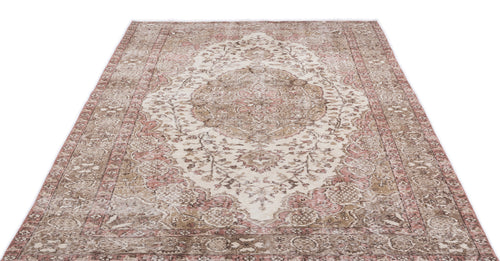 Load image 1 in gallery view. Kezaex - Vintage Medallion Rug - 5'9 X 9'2