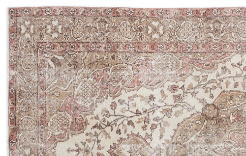 Load image 1 in gallery view. Kezaex - Vintage Medallion Rug - 5'9 X 9'2