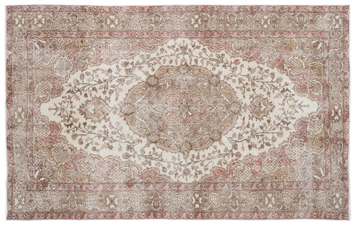 Load image 1 in gallery view. Kezaex - Vintage Medallion Rug - 5'9 X 9'2
