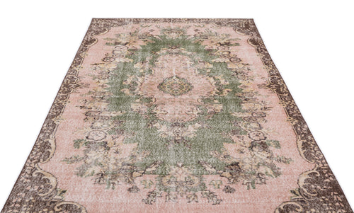 Load image 1 in gallery view. Boroix - Vintage Medallion Rug - 5'3 X 9'1