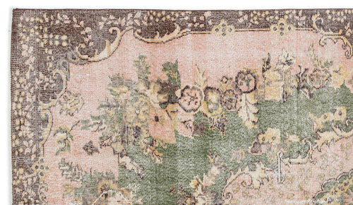 Load image 1 in gallery view. Boroix - Vintage Medallion Rug - 5'3 X 9'1