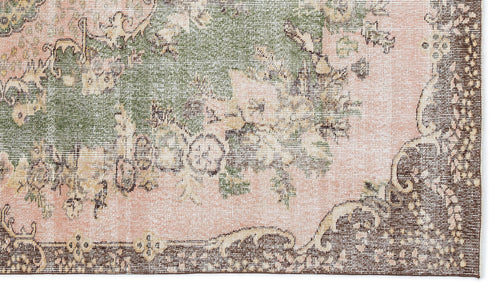 Load image 1 in gallery view. Boroix - Vintage Medallion Rug - 5'3 X 9'1