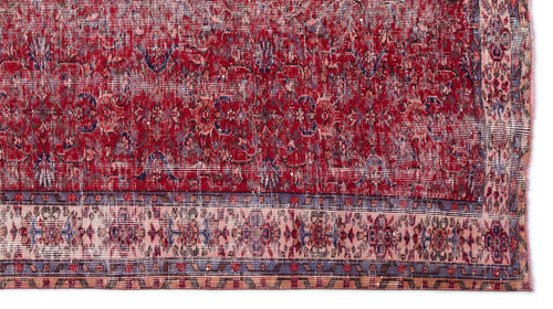 Load image 1 in gallery view. Caeneen - Vintage Floral Rug - 5'5 X 10'0