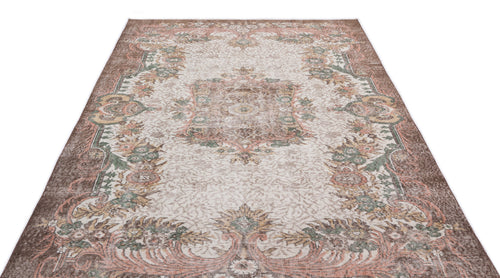 Load image 1 in gallery view. Shoas - Vintage Medallion Rug - 5'10 X 9'6
