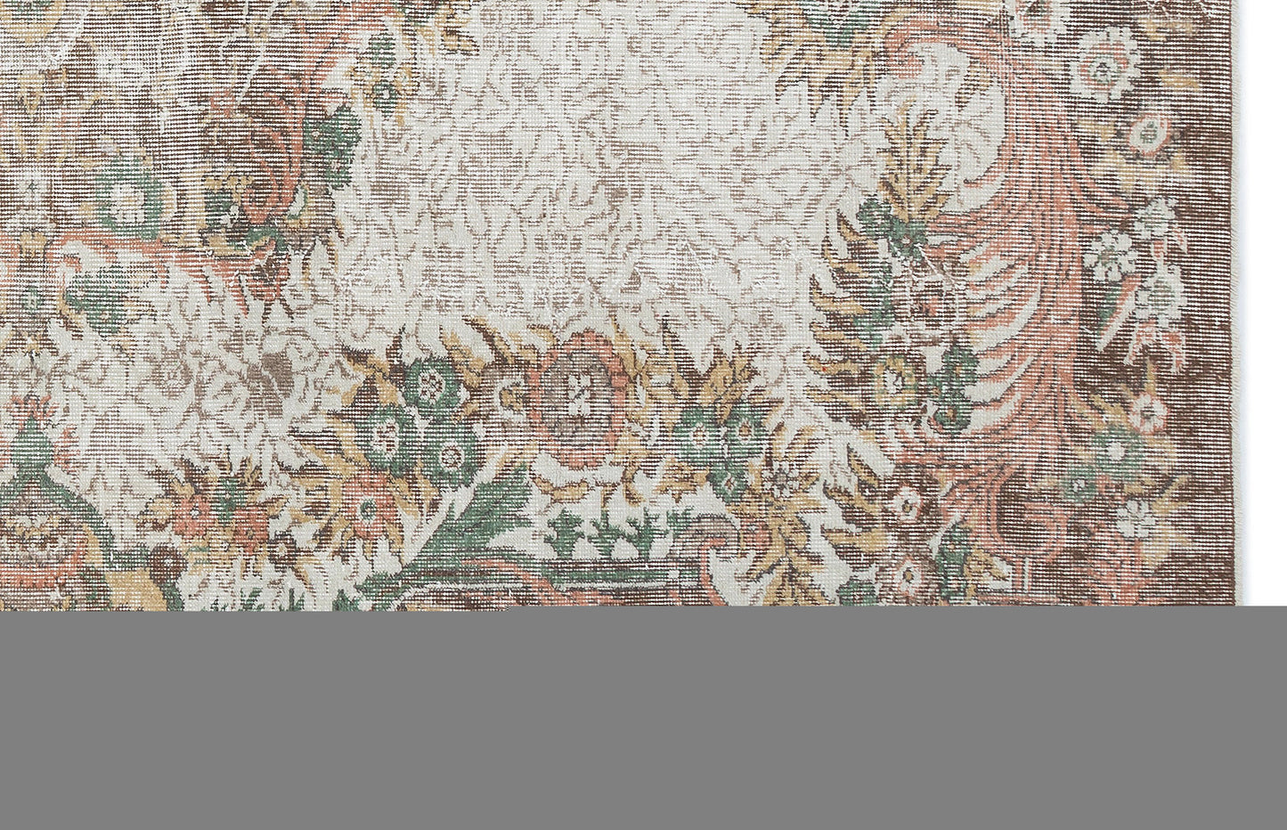 Shoas - Vintage Medallion Rug - 5'10 X 9'6