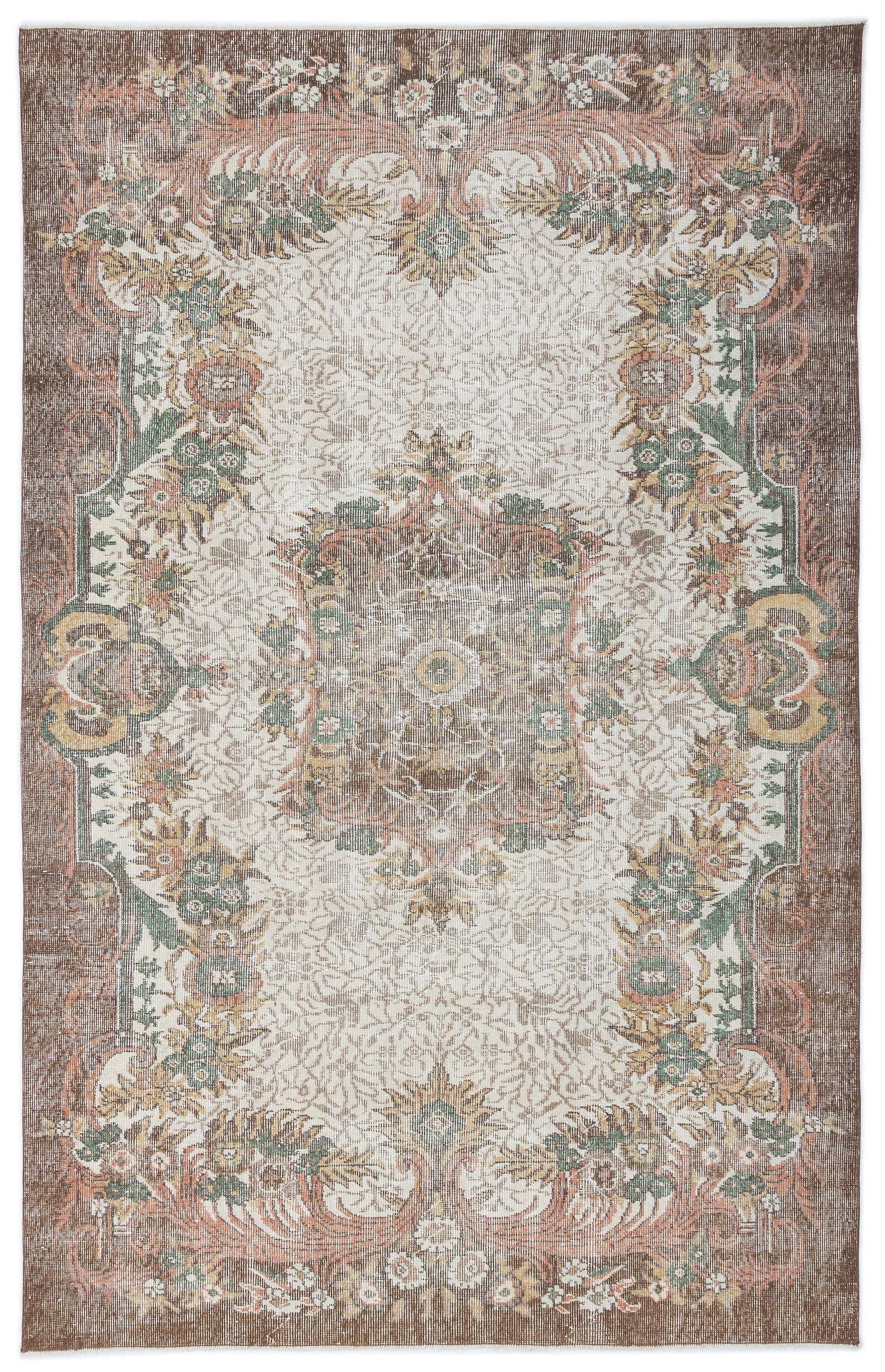 Shoas - Vintage Medallion Rug - 5'10 X 9'6