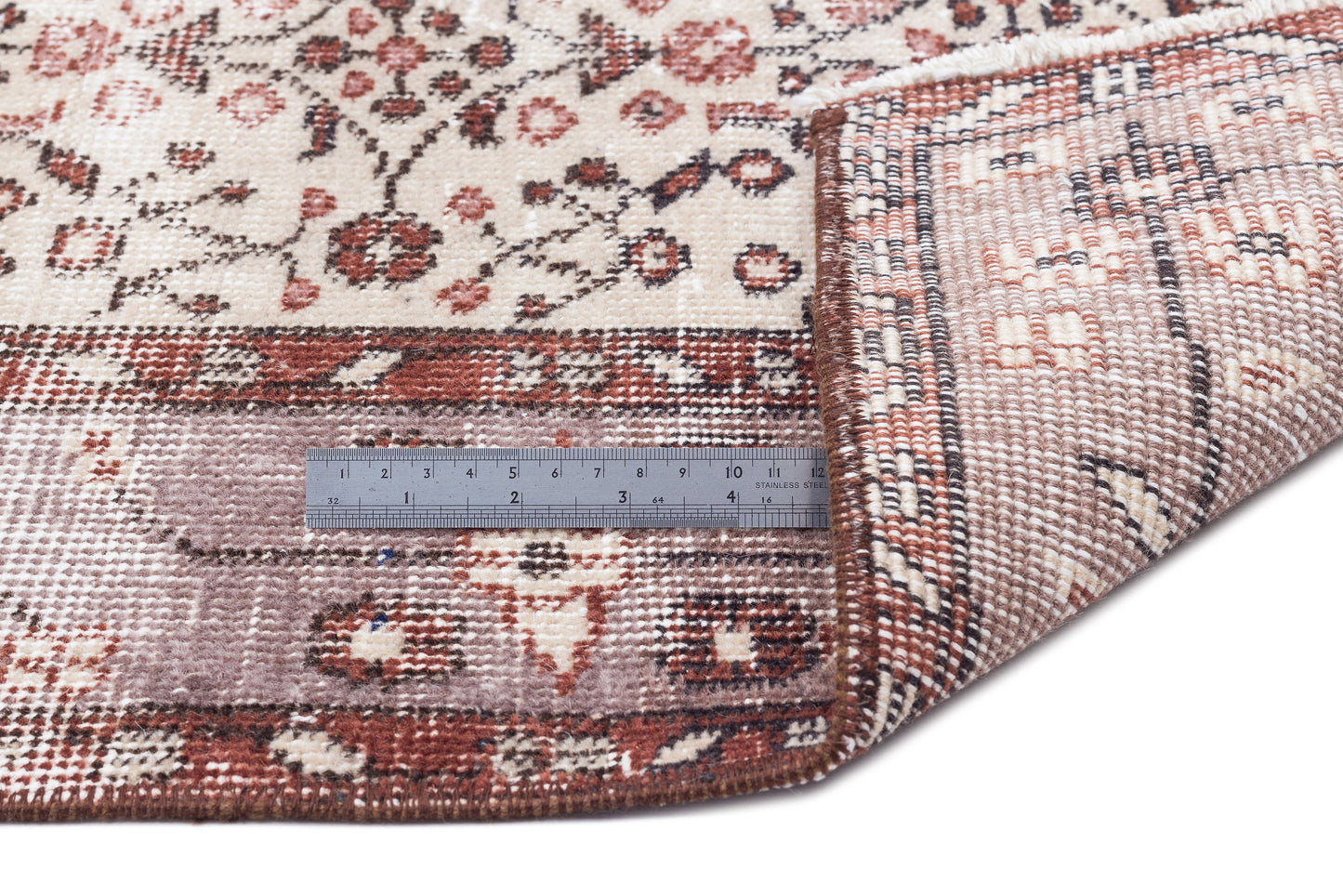 Nakoda - Vintage Floral Rug - 5'5 X 8'5