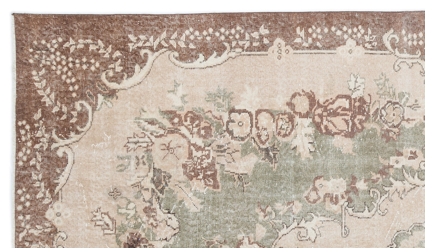 Kibesa - Vintage Medallion Rug - 5'6 X 9'7
