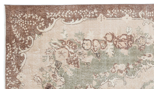 Load image 1 in gallery view. Kibesa - Vintage Medallion Rug - 5'6 X 9'7