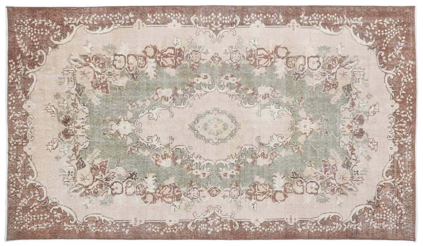 Kibesa - Vintage Medallion Rug - 5'6 X 9'7