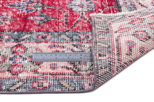 Load image 1 in gallery view. Lapayn - Vintage Floral Rug - 5'4 X 8'10