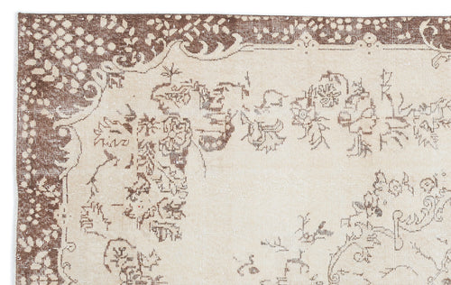 Load image 1 in gallery view. Takena - Vintage Medallion Rug - 6'0 X 9'7