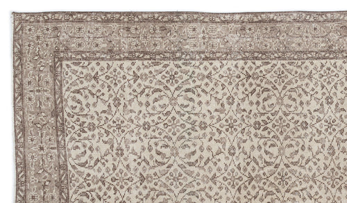 Load image 1 in gallery view. Staan - Vintage Floral Rug - 5'4 X 9'2