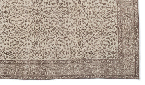 Load image 1 in gallery view. Staan - Vintage Floral Rug - 5'4 X 9'2
