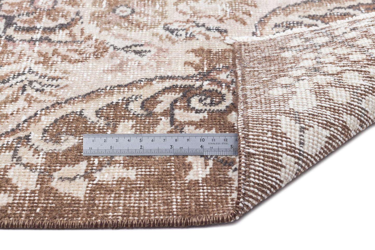 Kakiane - Vintage Medallion Rug - 5'7 X 9'7