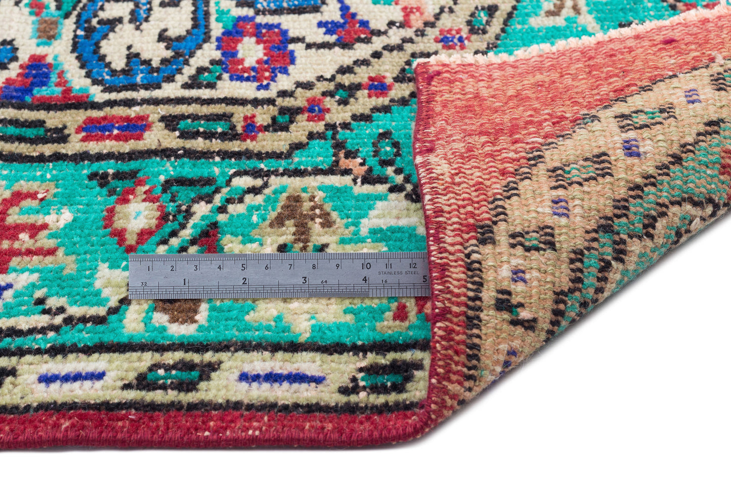 Kitoane - Vintage Medallion Rug - 5'10 X 8'11