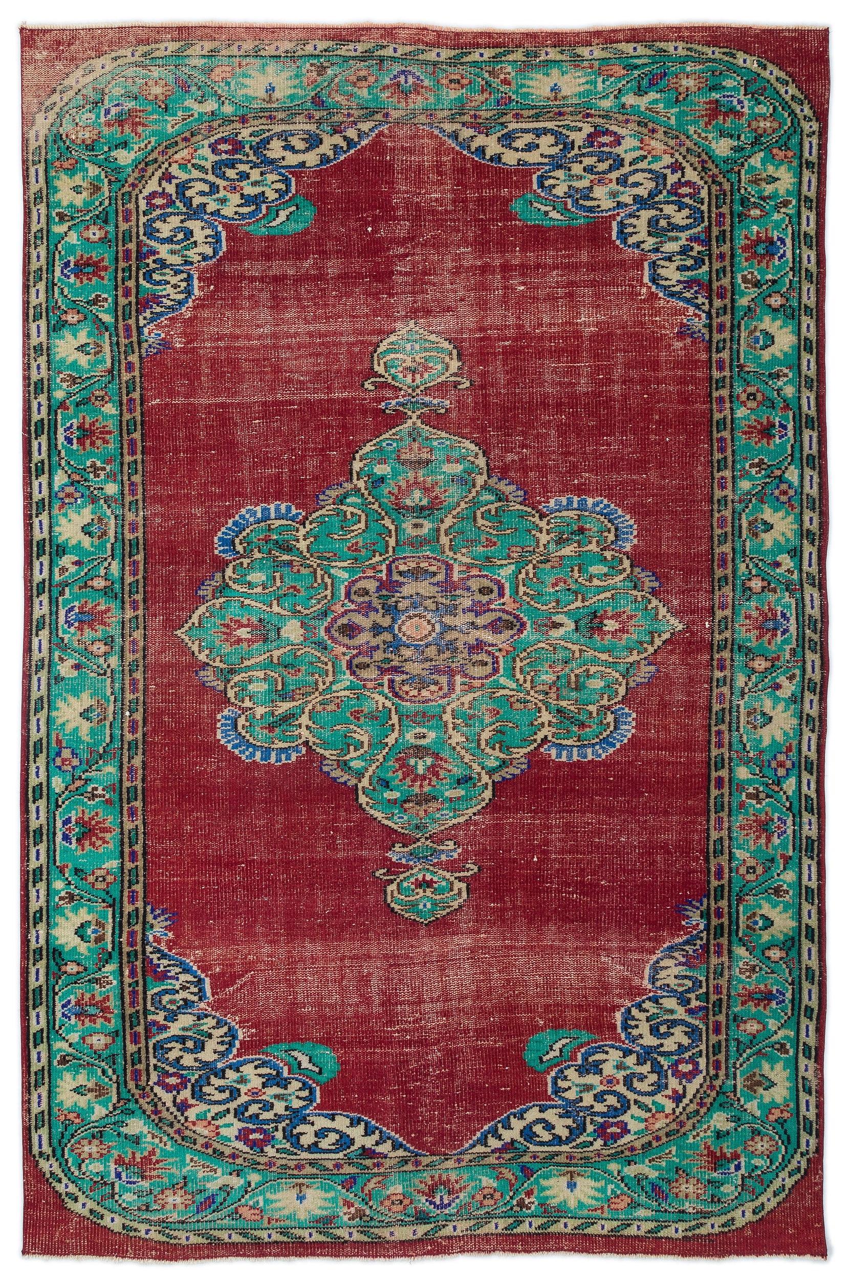 Kitoane - Vintage Medallion Rug - 5'10 X 8'11