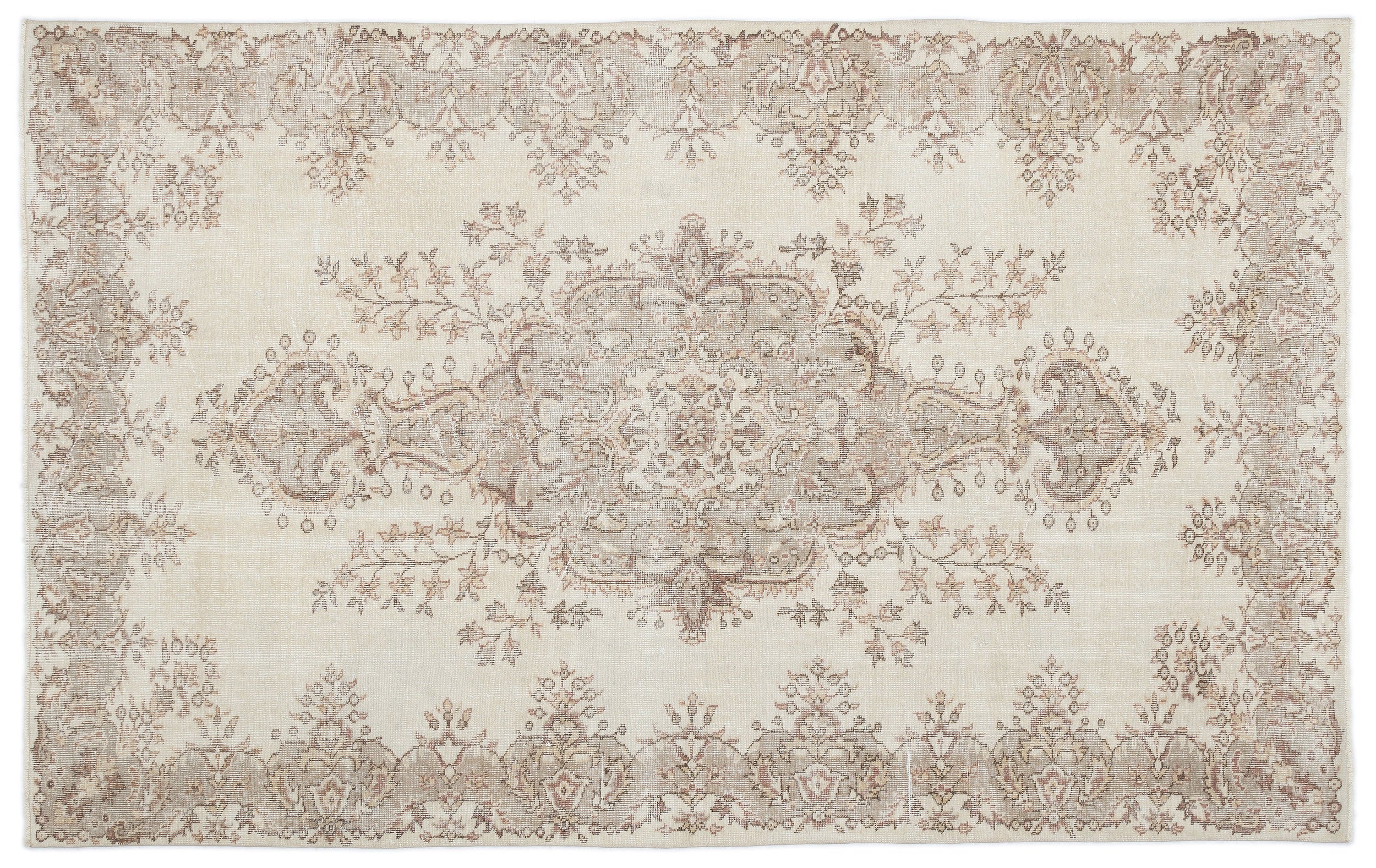 Hevuas - Vintage Medallion Rug - 5'9 X 9'2