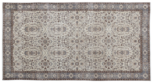 Load image 1 in gallery view. Tausa - Vintage Floral Rug - 5'1 X 9'5