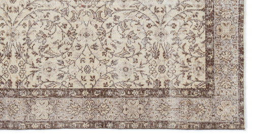 Load image 1 in gallery view. Defuda - Vintage Floral Rug - 4'8 X 8'9