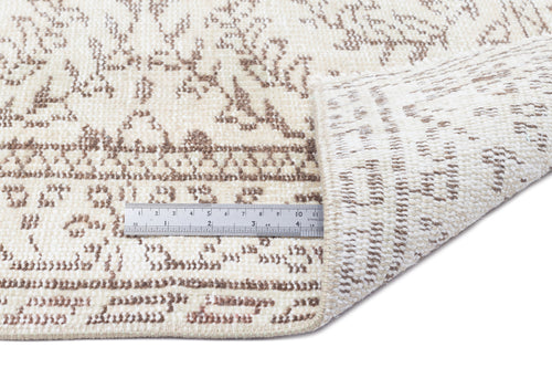 Load image 1 in gallery view. Niahada - Vintage Floral Rug - 4'11 X 8'6