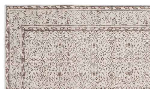 Load image 1 in gallery view. Slear - Vintage Floral Rug - 5'3 X 8'11