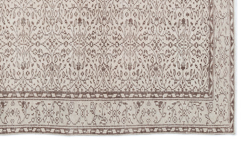 Load image 1 in gallery view. Slear - Vintage Floral Rug - 5'3 X 8'11