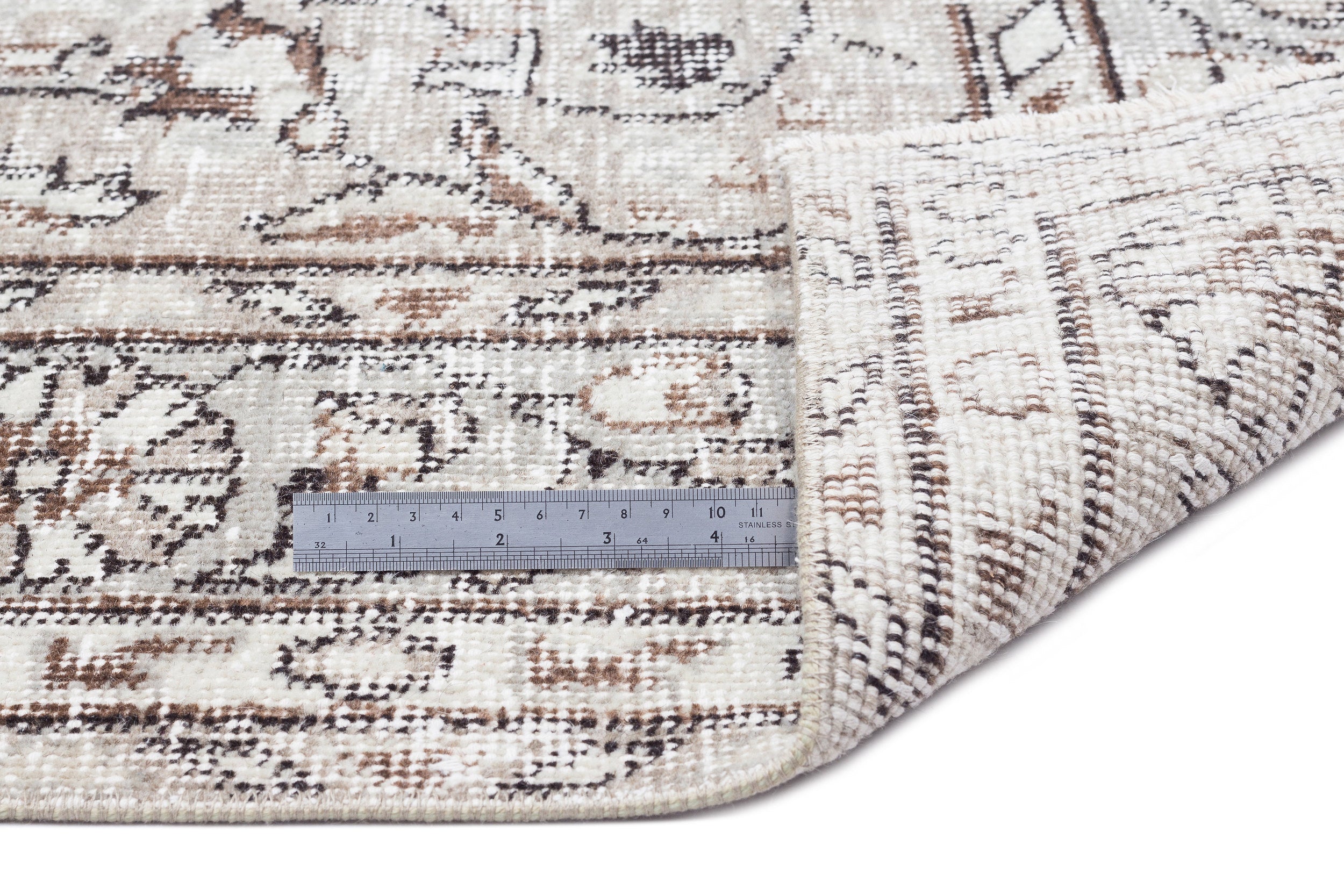 Slesa - Vintage Medallion Rug - 5'5 X 9'5