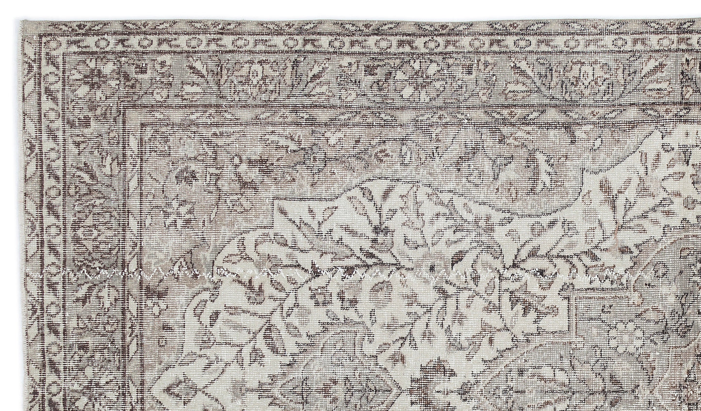 Slesa - Vintage Medallion Rug - 5'5 X 9'5