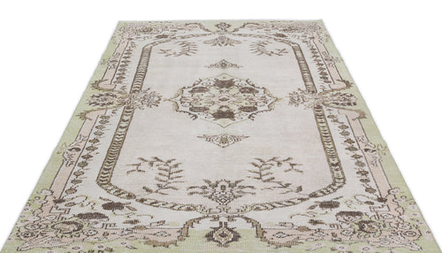Load image 1 in gallery view. Sabela - Vintage Medallion Rug - 5'4 X 9'8
