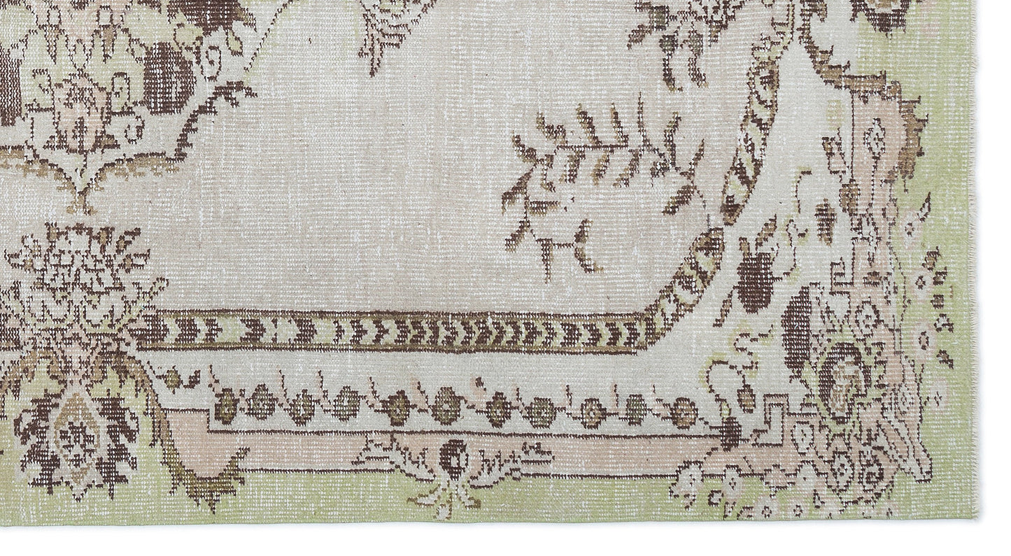 Sabela - Vintage Medallion Rug - 5'4 X 9'8