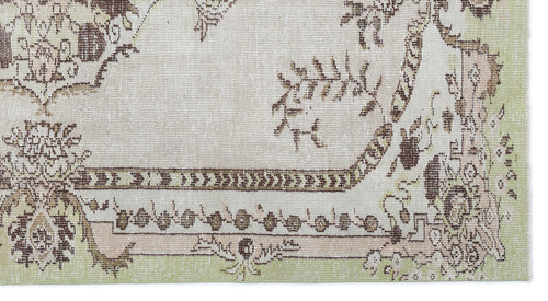 Load image 1 in gallery view. Sabela - Vintage Medallion Rug - 5'4 X 9'8