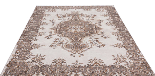 Load image 1 in gallery view. Hifea - Vintage Medallion Rug - 5'10 X 8'2