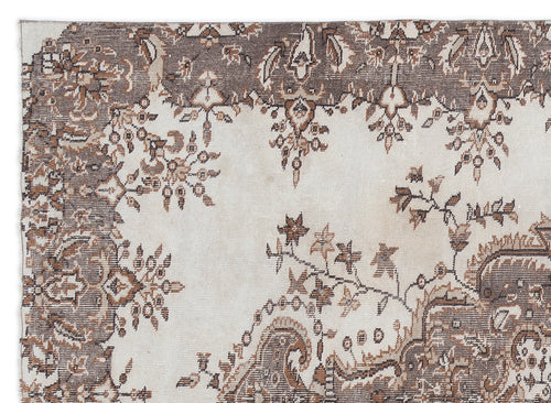 Load image 1 in gallery view. Hifea - Vintage Medallion Rug - 5'10 X 8'2
