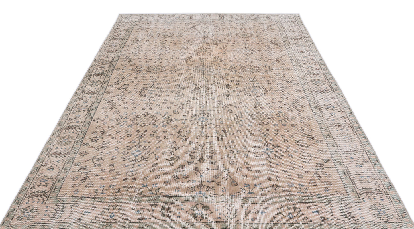 Pisoan - Vintage Floral Rug - 5'5 X 9'1