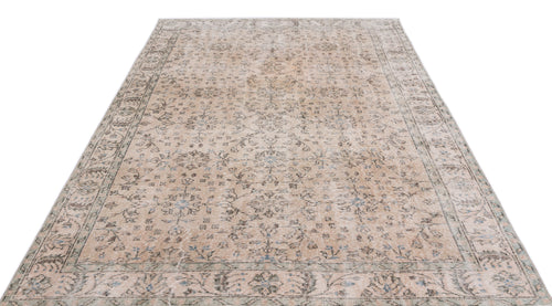 Load image 1 in gallery view. Pisoan - Vintage Floral Rug - 5'5 X 9'1