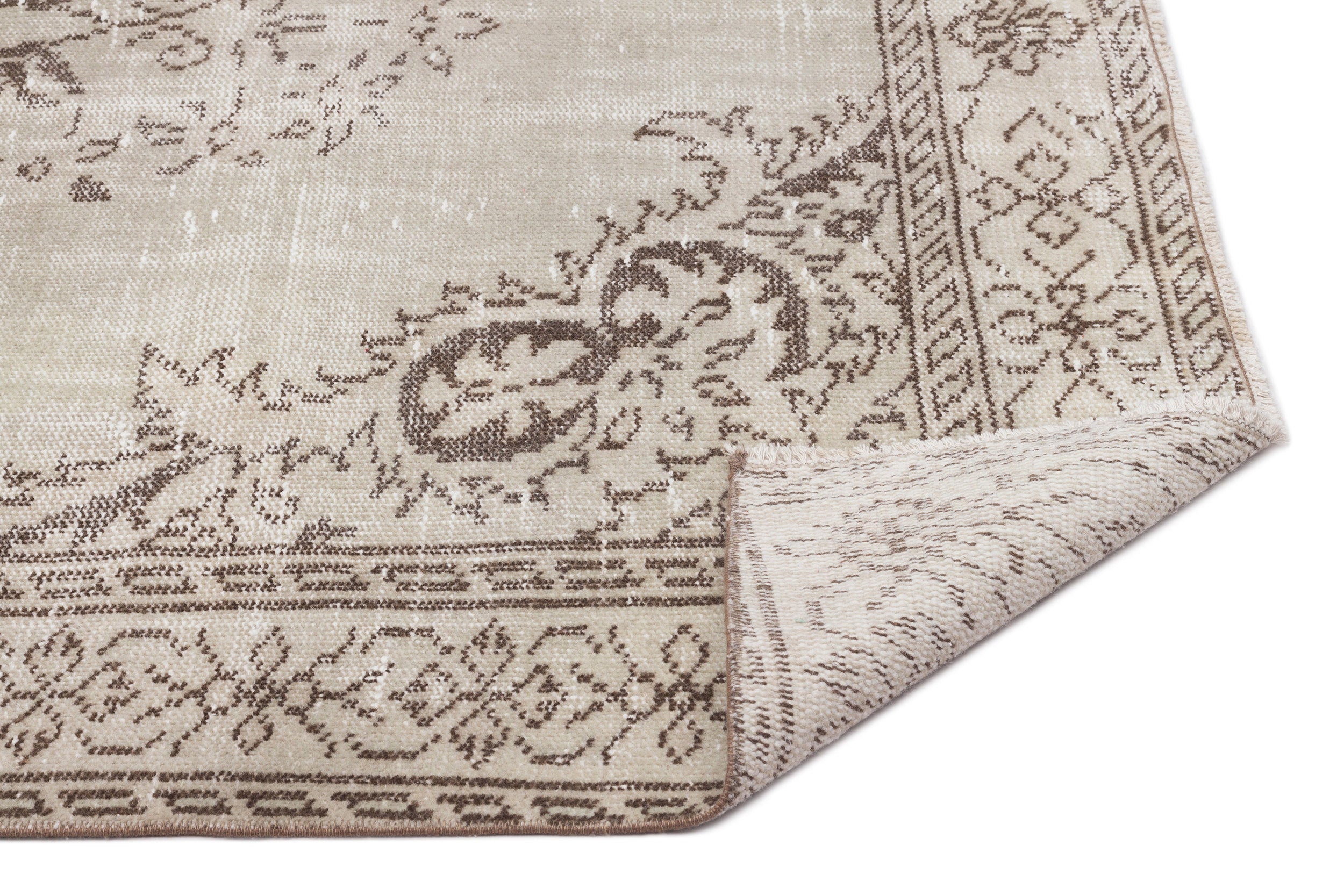 Trobida - Vintage Medallion Rug - 5'5 X 9'6