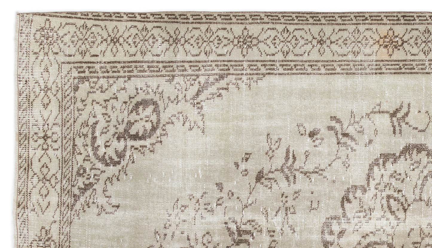 Trobida - Vintage Medallion Rug - 5'5 X 9'6