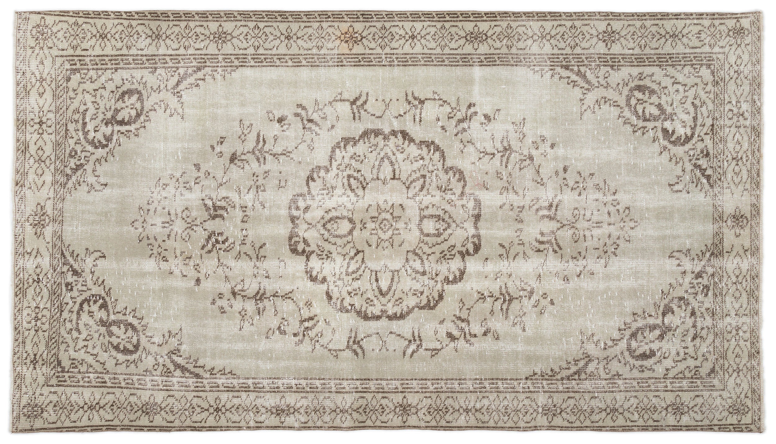 Trobida - Vintage Medallion Rug - 5'5 X 9'6