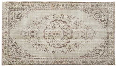 Load image 1 in gallery view. Trobida - Vintage Medallion Rug - 5'5 X 9'6