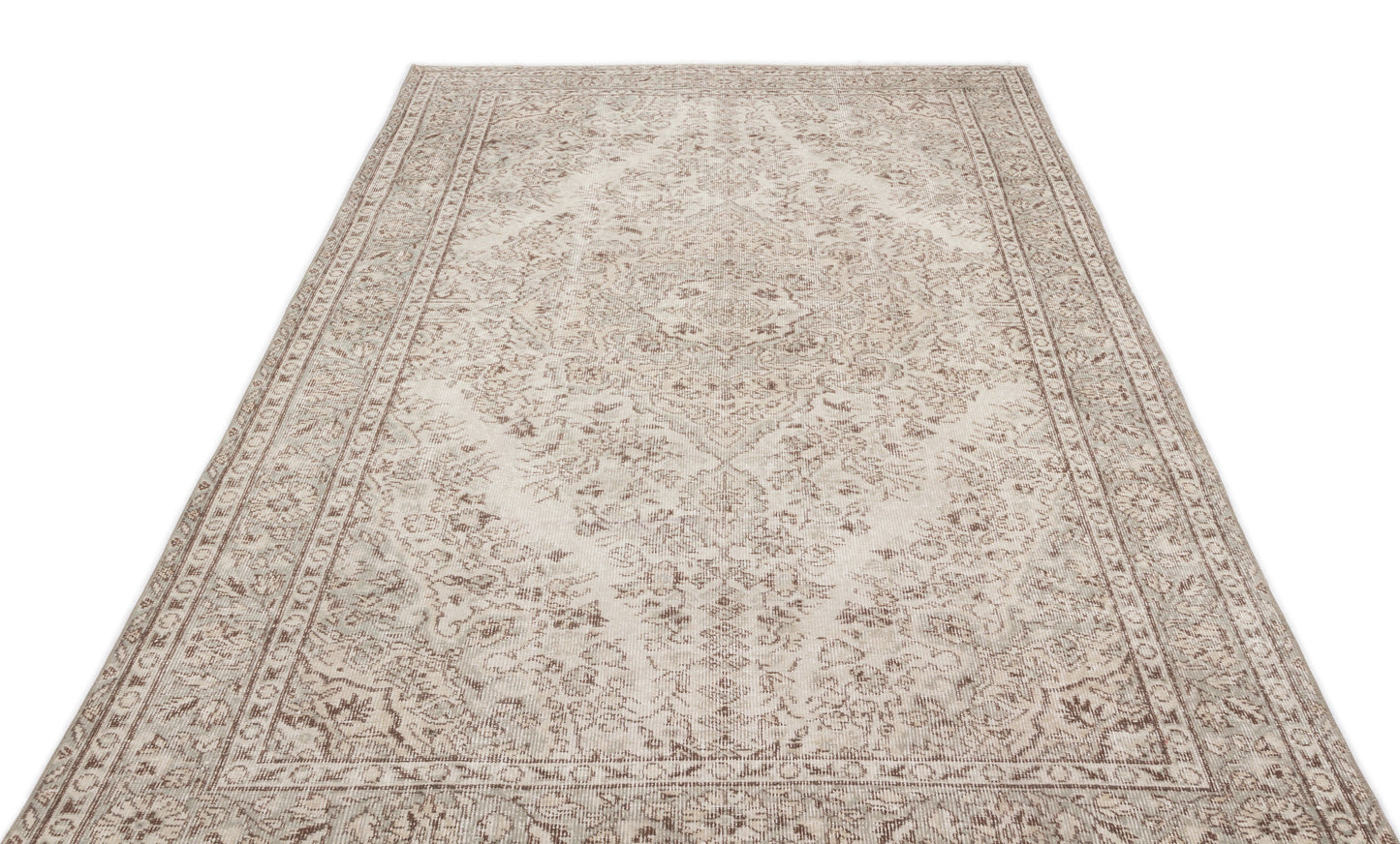 Dafaen - Vintage Medallion Rug - 5'5 X 9'7