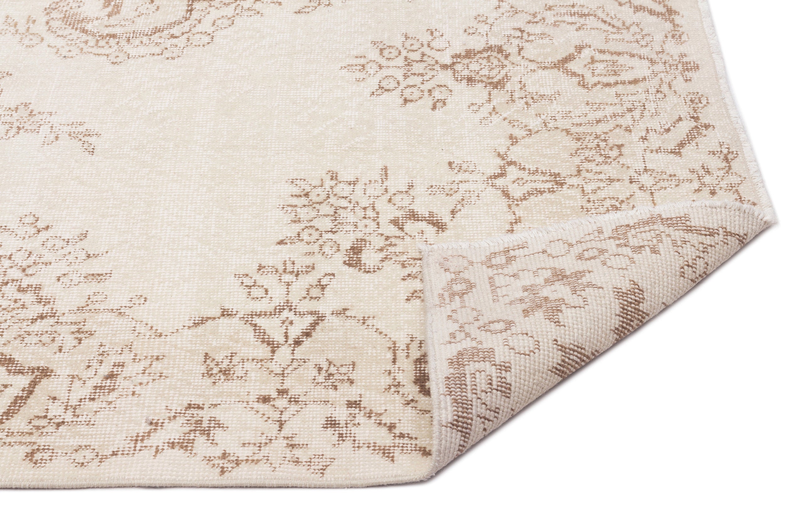Remoas - Vintage Medallion Rug - 5'10 X 9'11