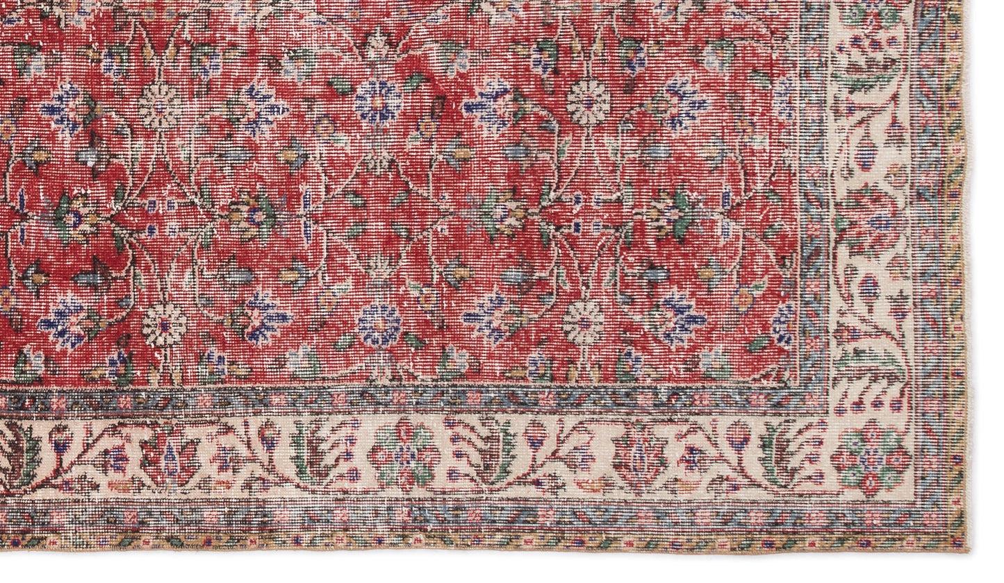 Lokona - Vintage Floral Rug - 4'10 X 8'8