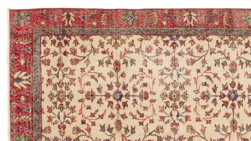 Load image 1 in gallery view. Vezior - Vintage Floral Rug - 4'10 X 8'8