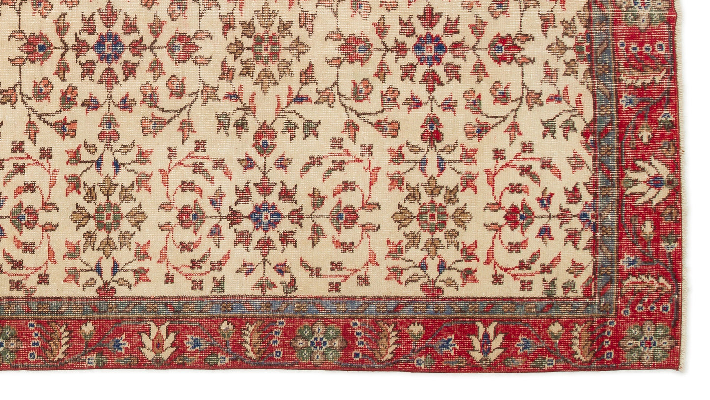 Vezior - Vintage Floral Rug - 4'10 X 8'8